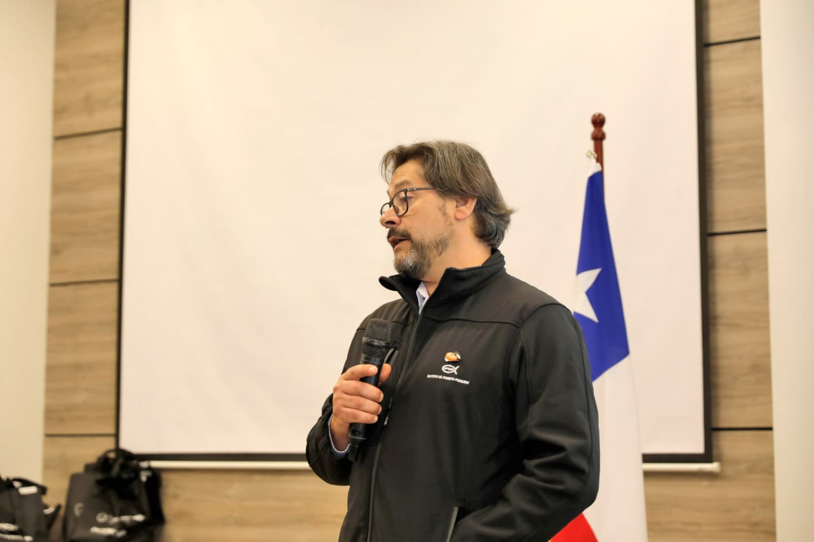 Dr. Cristian Segura Rivera